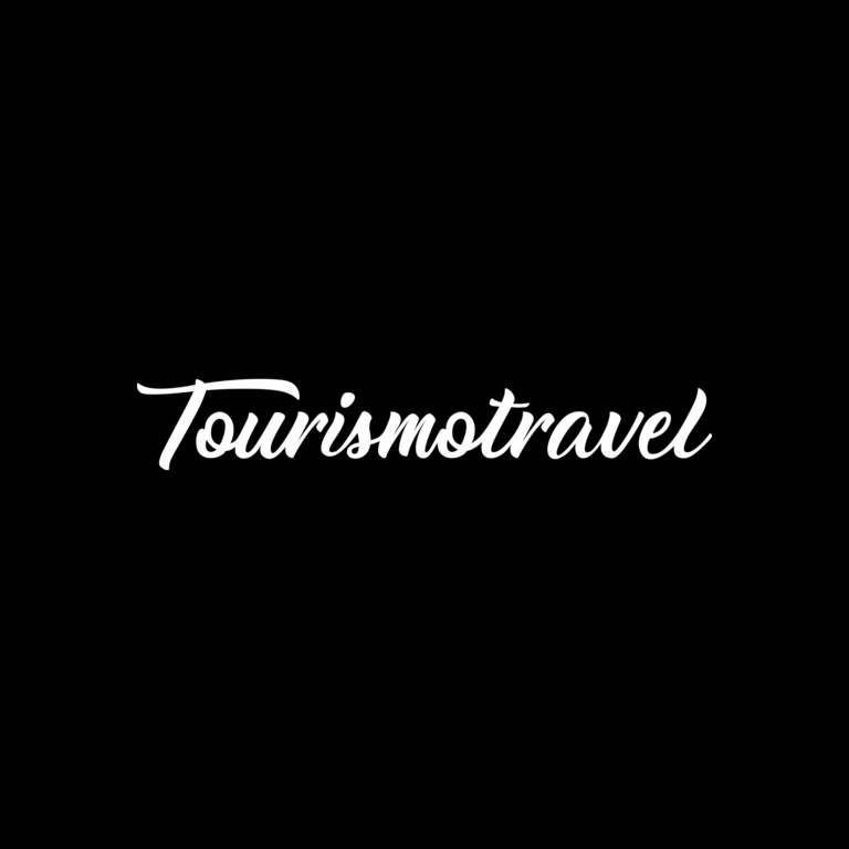 Логотип туристической компании Tourismo Travel